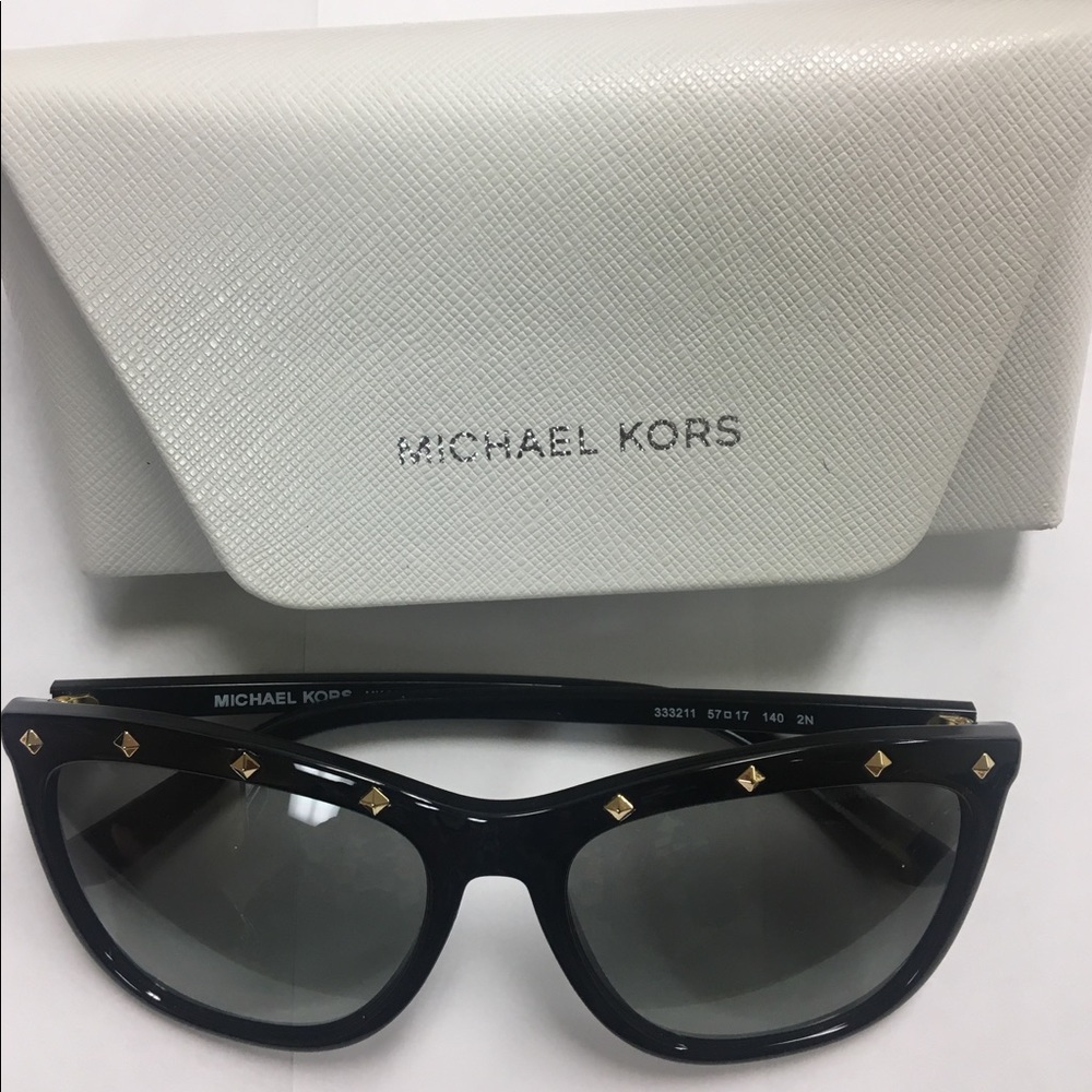 Michael Kors/Las Vegas sunglasses 😎